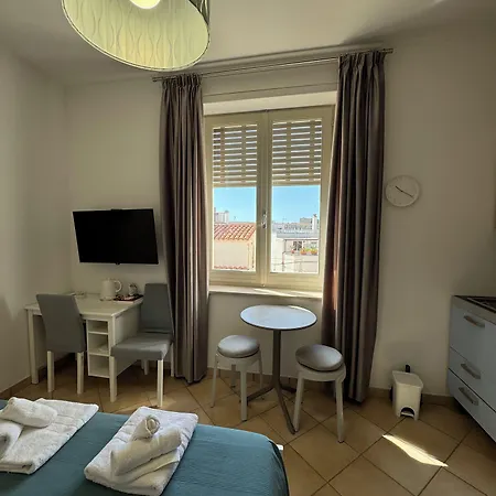 San Pietro 4*